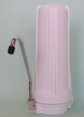 מערכת על כיורת לבנה